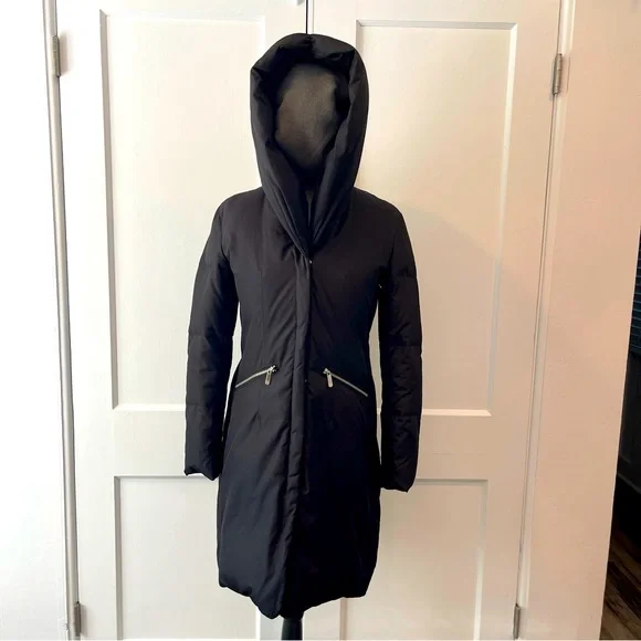 Michael Kors Coat w/versatile hood, zipper and snaps - Picture 13 of 16